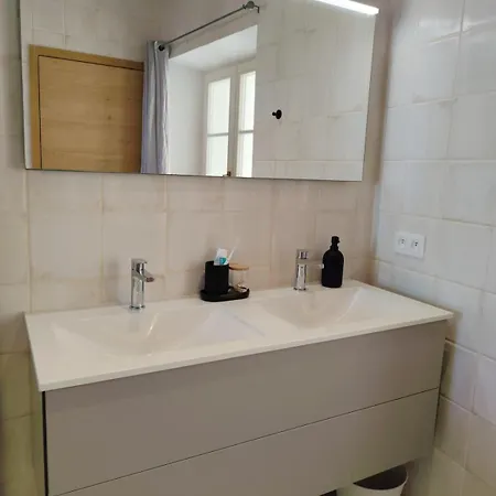 Apartamento Lumineux Avec Vue Centre Historique De *