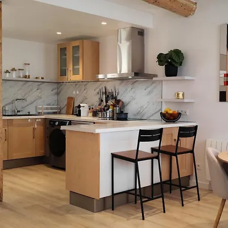 Apartamento Lumineux Avec Vue Centre Historique De *