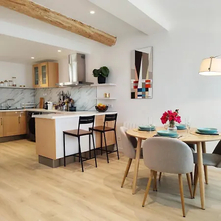 Apartamento Lumineux Avec Vue Centre Historique De Hyères